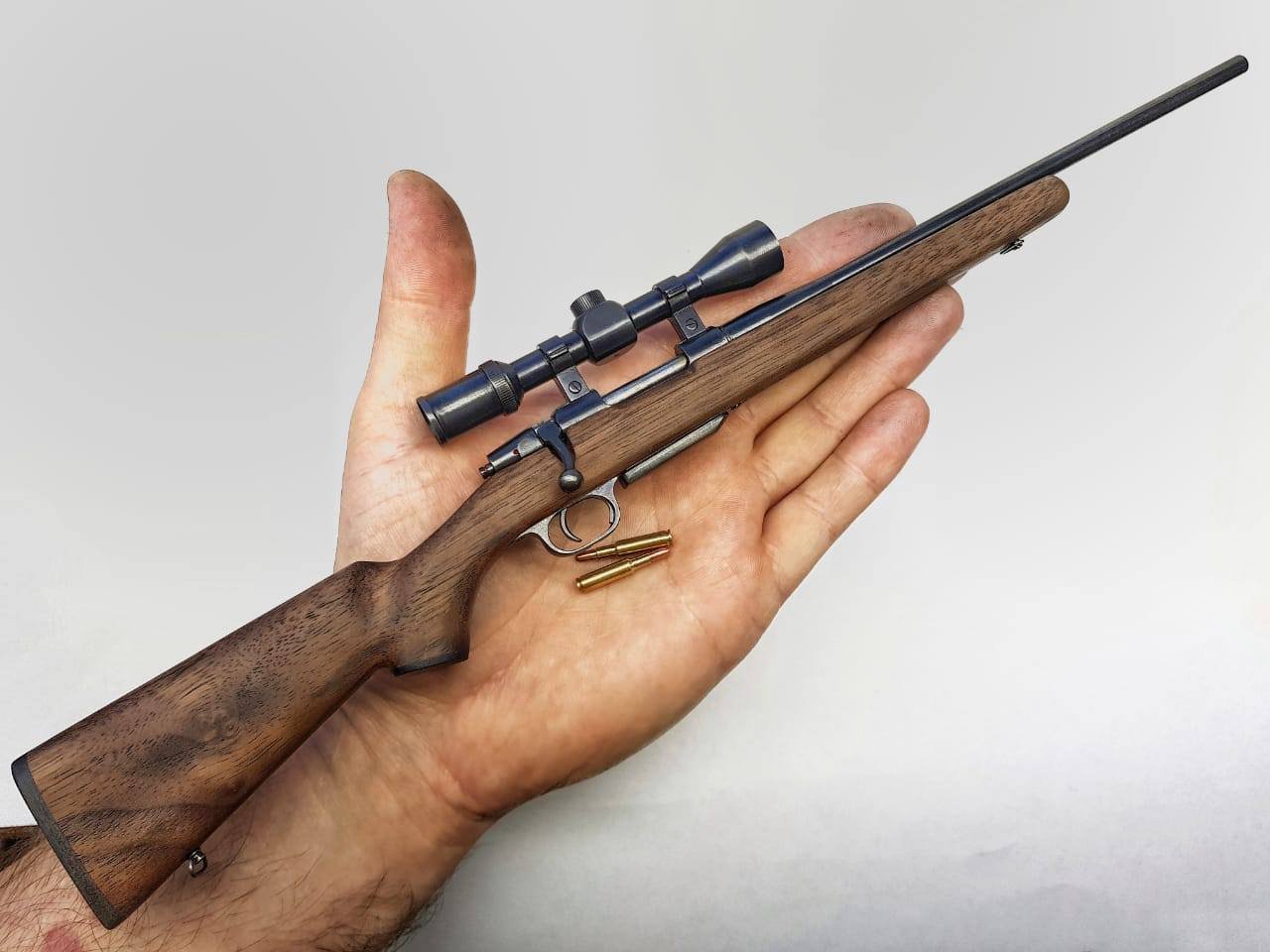 1:5 scale CZ775 hunting rifle for sale