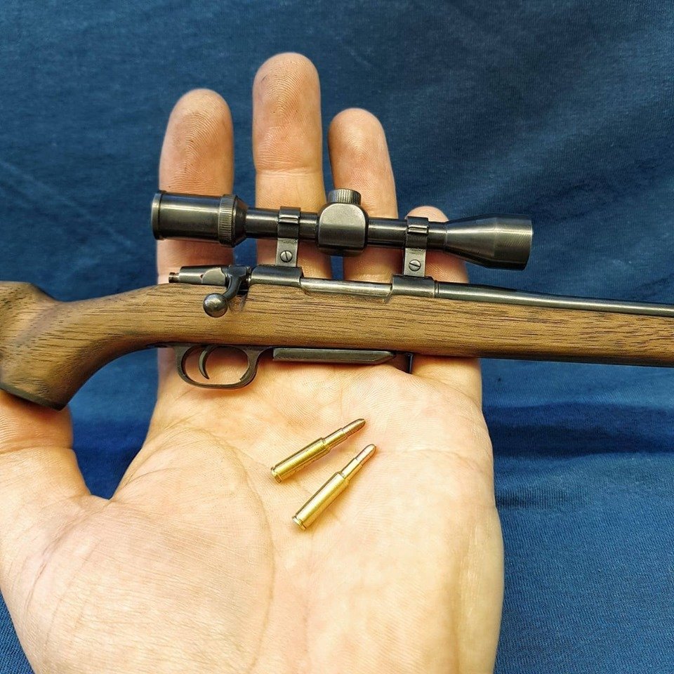 1:5 scale CZ775 hunting rifle for sale