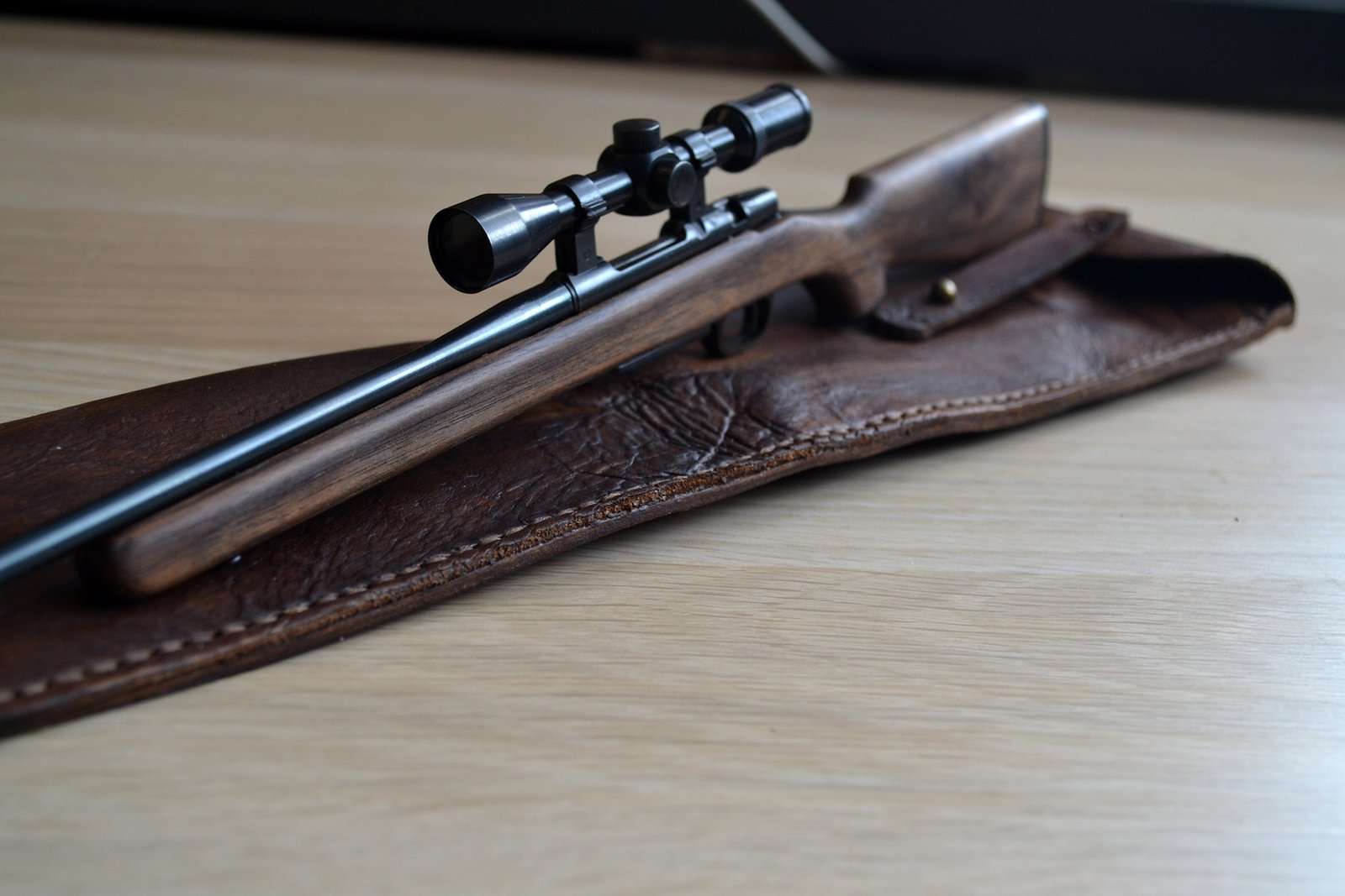 1:5 scale CZ775 hunting rifle for sale